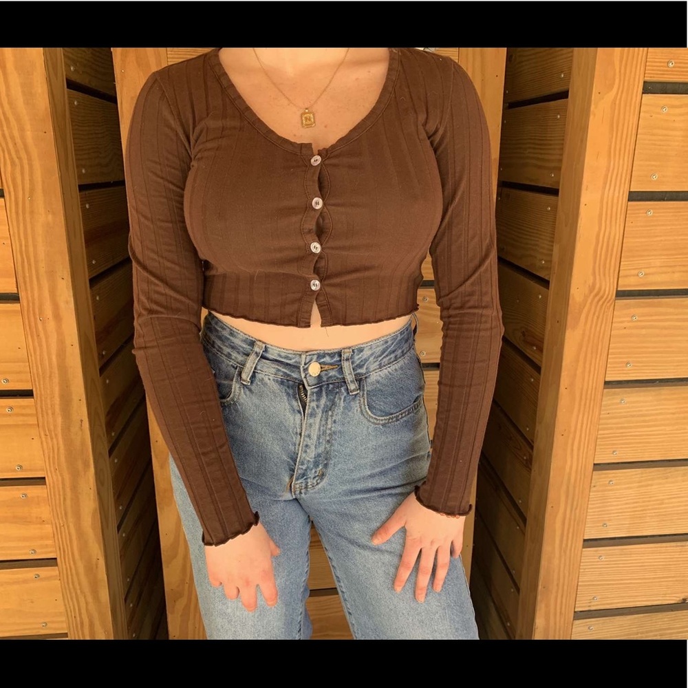Cute brown top
